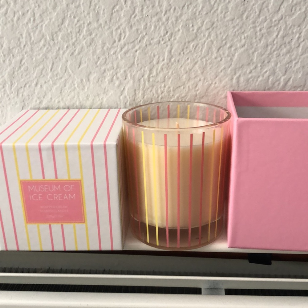 Museum Of Ice Cream Candle Whipped Cream Scent - Picture 3 of 5